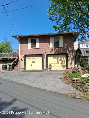604 Snyder St, Pottsville, PA 17901