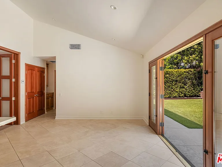 17309 Avenida De La Herradura — Photo 21