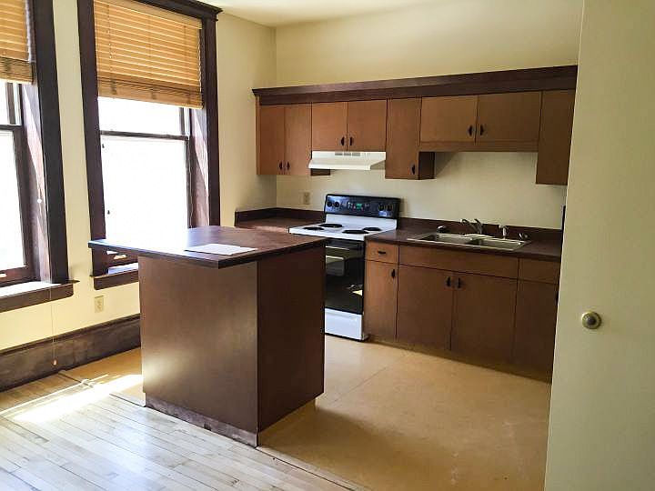 1st image of 107 N Broadway