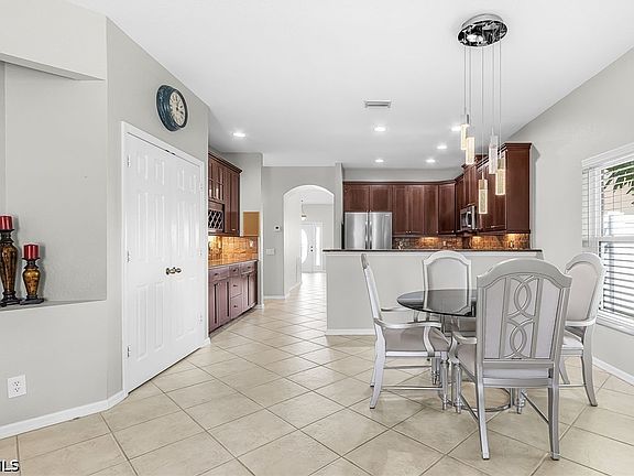 4th image of 2229 Cape Heather Cir