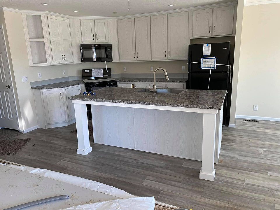 2nd image of 7769 Kimberly Dr #214
