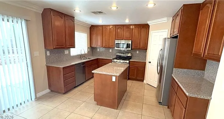 5565 Golden Palms Ct — Photo 5
