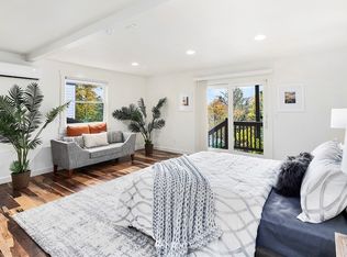 1021 206th Ave NE, Sammamish, WA 98074