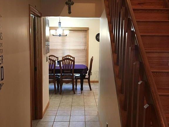 2nd image of 44 Glengary Dr