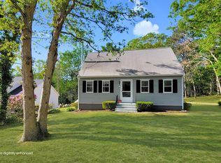 13 Coombs Ln, Mashpee, MA 02649