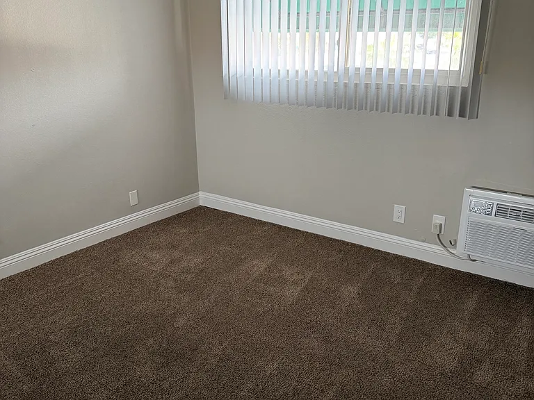 Desert Pines Villas — Photo 16