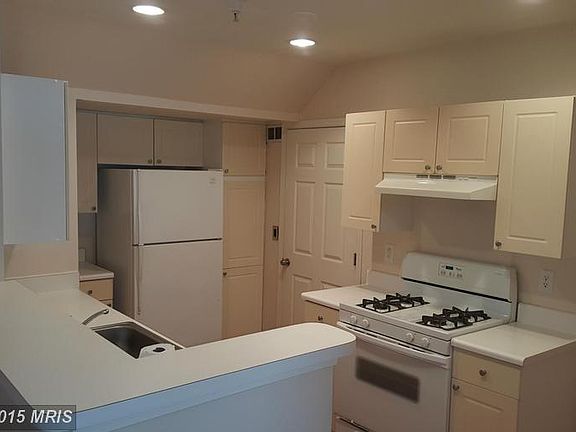 5th image of 12767 Fair Briar Ln