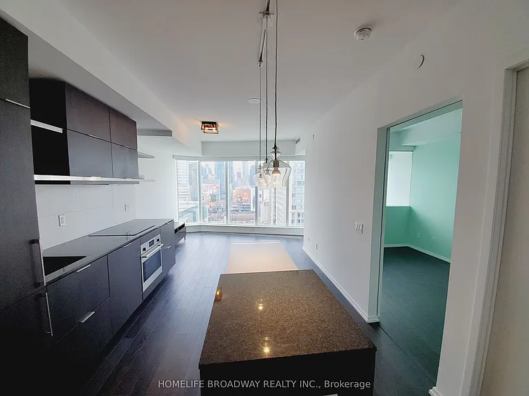 197 Yonge St #1714 — Photo 7