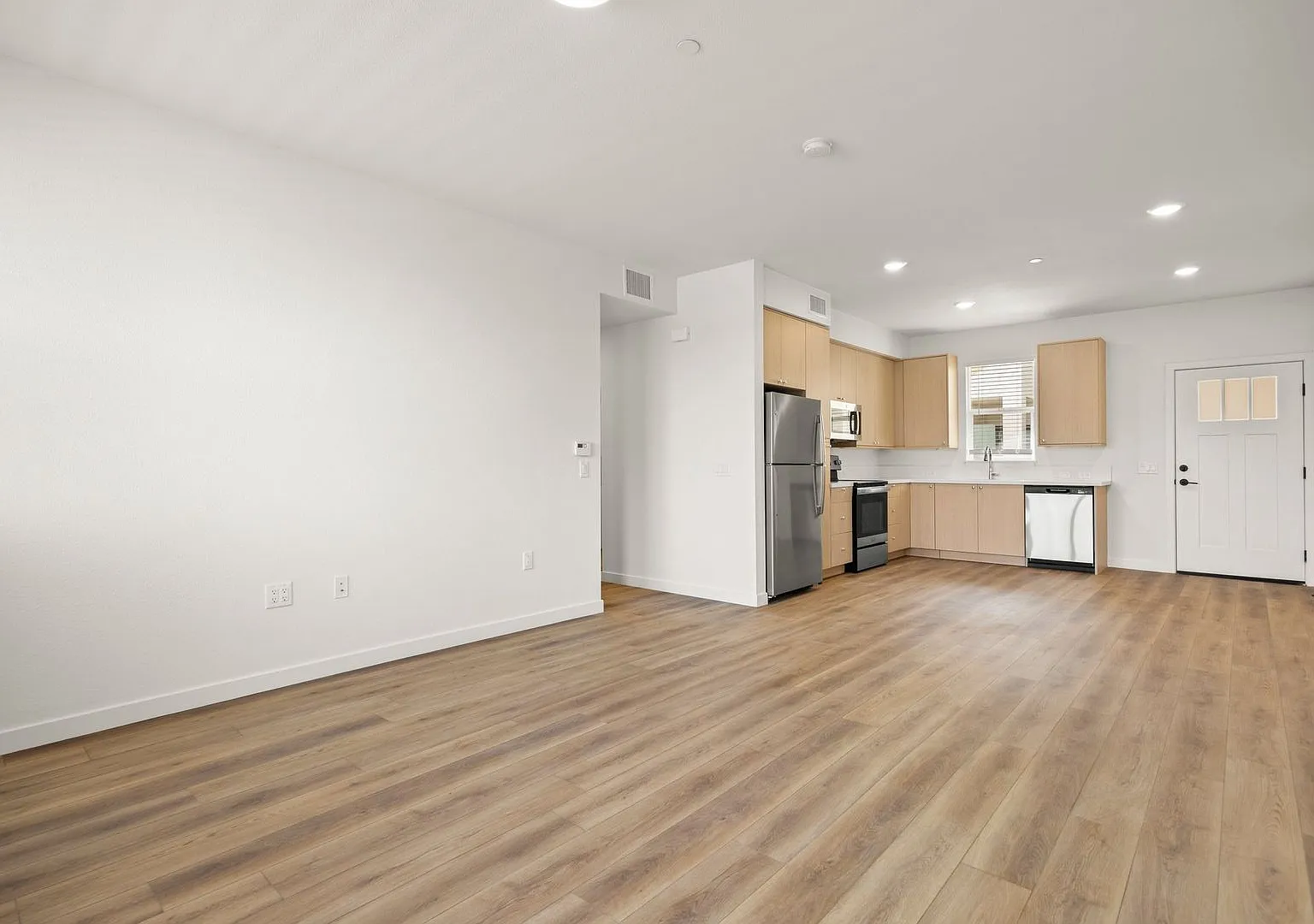 Kellogg Apartments — Photo 3