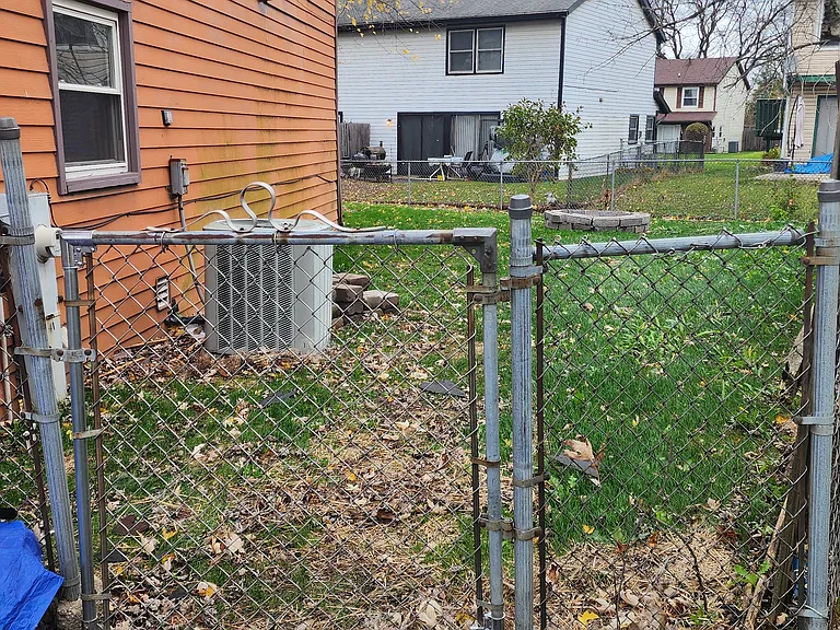 209 Coral Ct — Photo 32