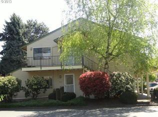 11932 N Jantzen Beach Ave, Portland, OR 97217