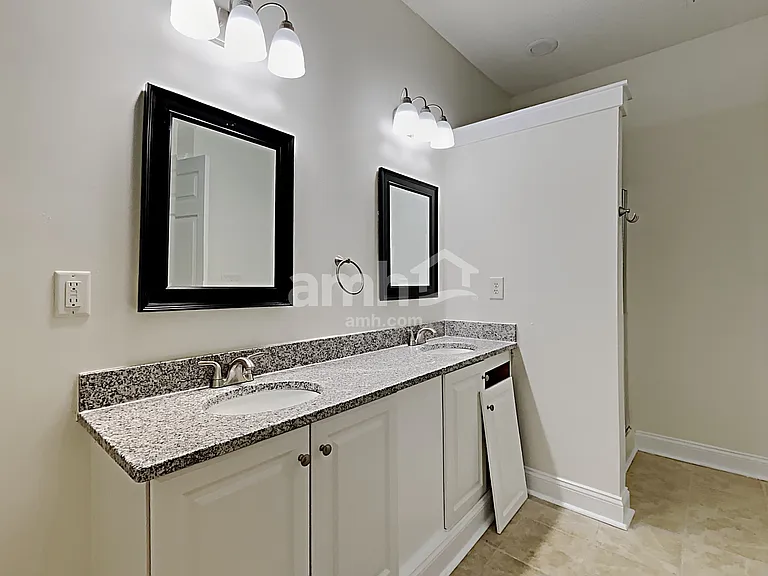 13429 Glencreek Ln — Photo 10