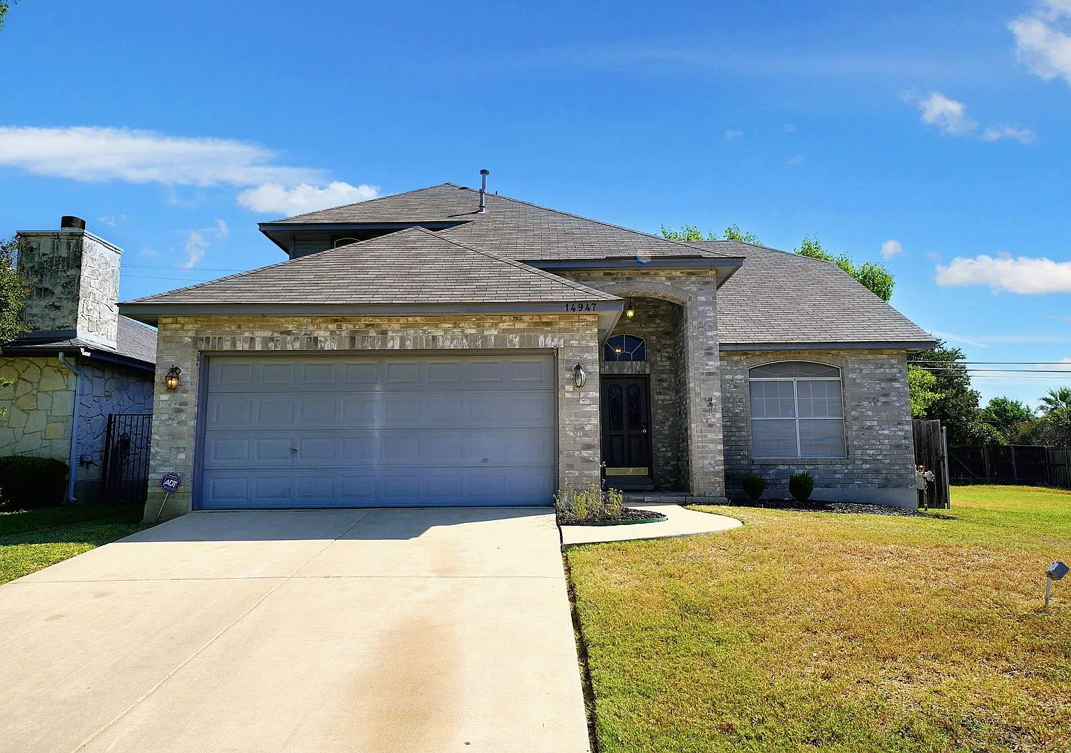 Stunning Churchill Estates Home Now Available - Realtor Commission: $650 — Photo 1