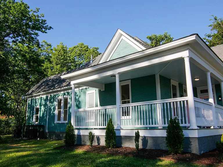 2324 W Daisy L Gatson Bates Dr #2 — Photo 16