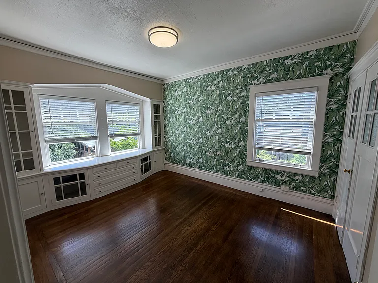 1519 Walnut St #6 — Photo 11