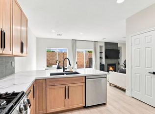 232 Friendly Ct, Henderson, NV 89052