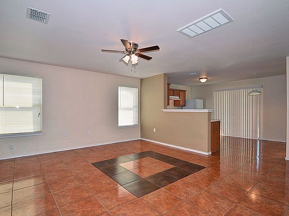 5th image of 6727 Walnut Valley Dr