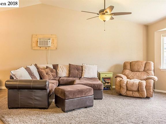 3rd image of 1215 Orlo Dr