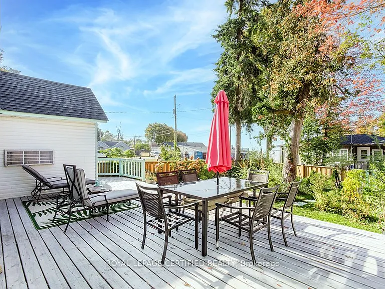 7 Oliver Dr — Photo 31