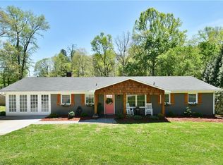 4660 Woodbridge Dr, Kernersville, NC 27284
