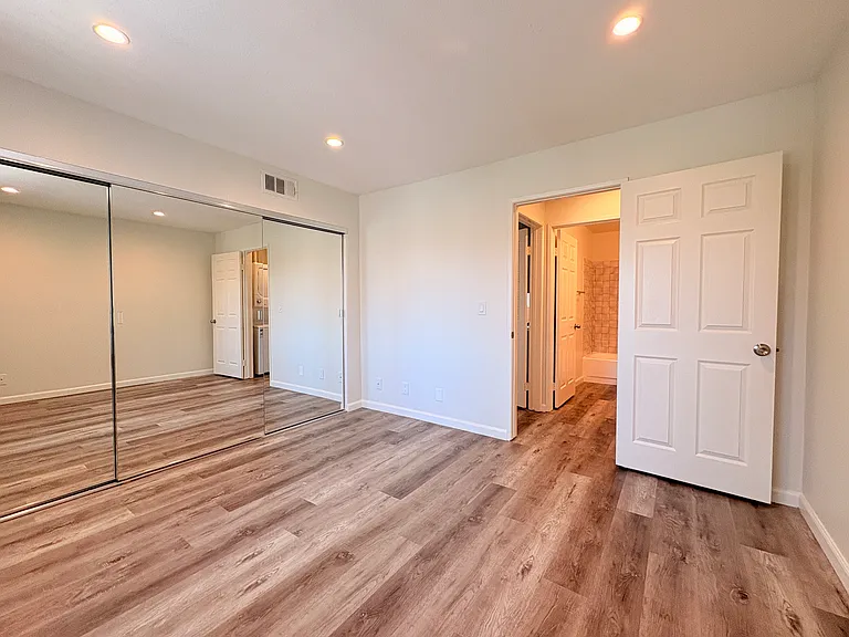 311 E Cedar Ave #202 — Photo 10