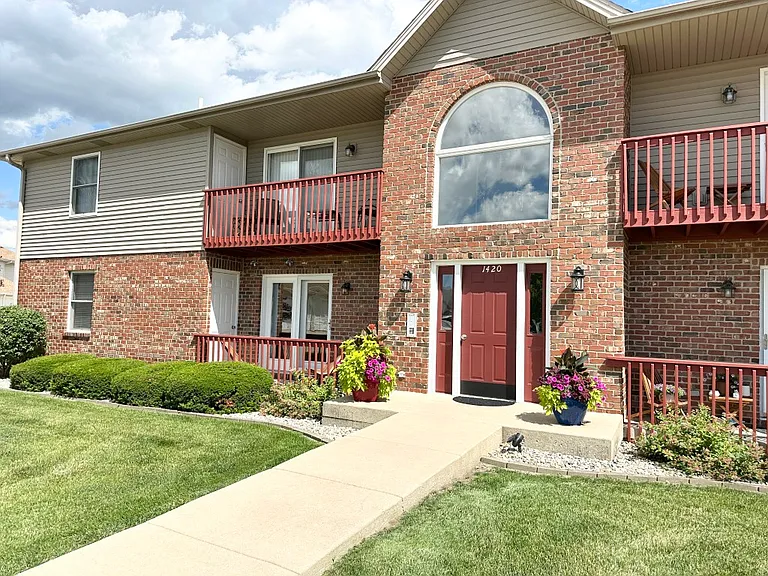 1420 Wingo Turn #1 — Photo 3