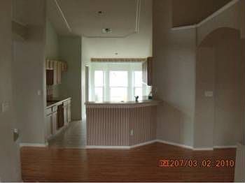 5th image of 901 American Rose Pkwy