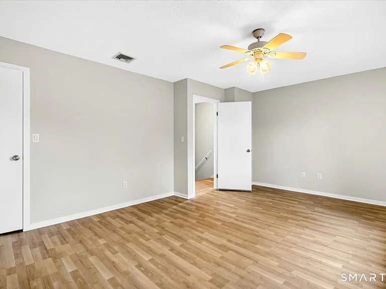 60 Coleman St #A8 — Photo 27