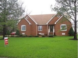 6812 Irongate Dr, North Chesterfield, VA 23234