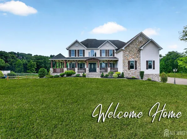 439 Schoolhouse Rd, Monroe Township, NJ 08831