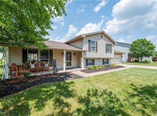 664 Cathyann Dr, Youngstown, OH