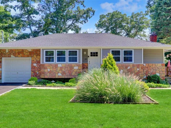 20 Croley Street, Huntington, NY 11743