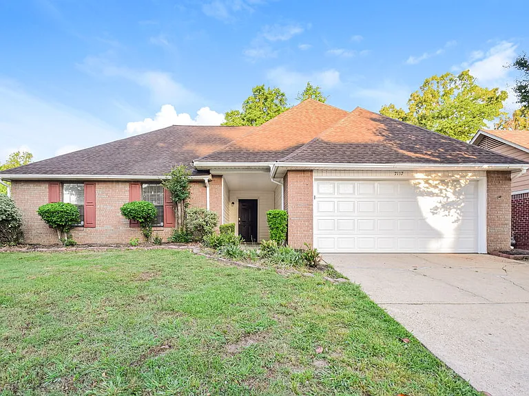 7117 Goodman Ridge Dr — Photo 1