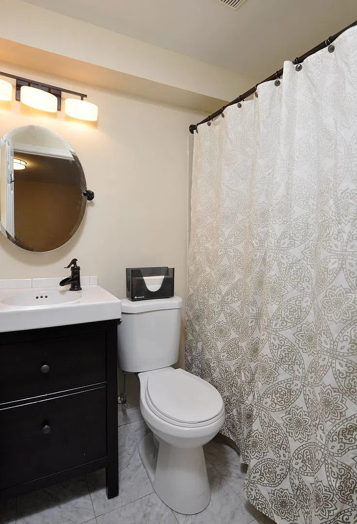 Large Rental Home In North Stafford — Photo 4