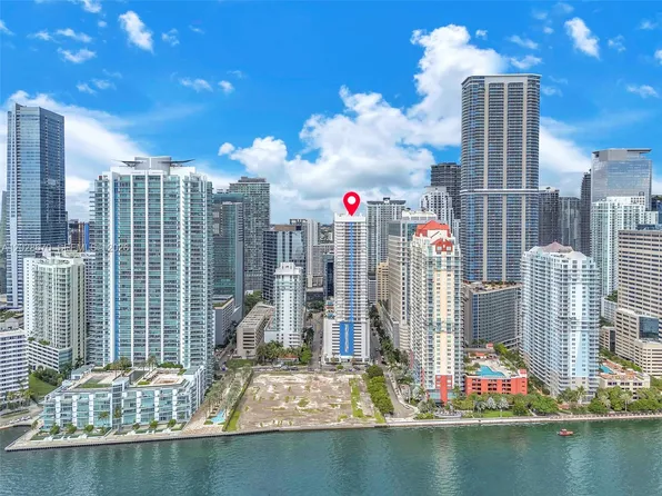 1200 Brickell Bay Dr APT 3123, Miami, FL 33131