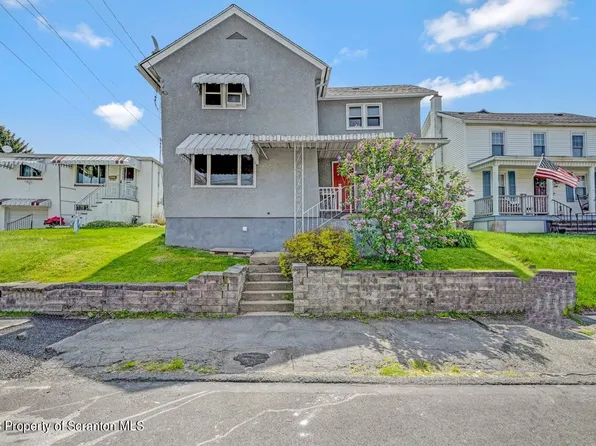 130 E Elm St, Scranton, PA 18512