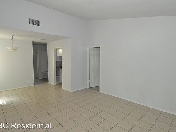 3rd image of 10612 Topperwein Dr #A