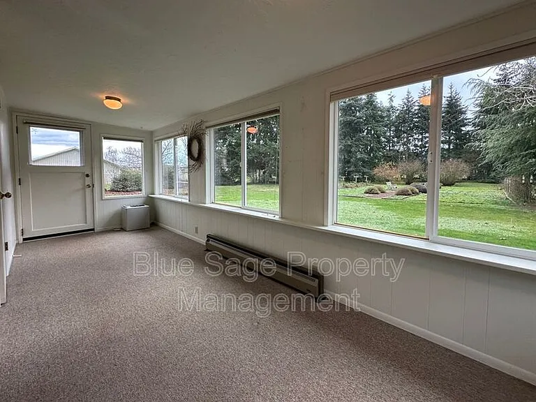 241 Evans Rd — Photo 22