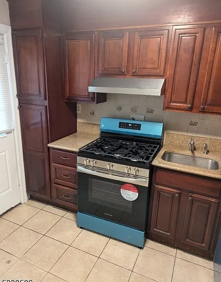 11 Dartmouth Ave #4A — Photo 3