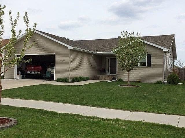 1st image of 3755 Brookshire Dr