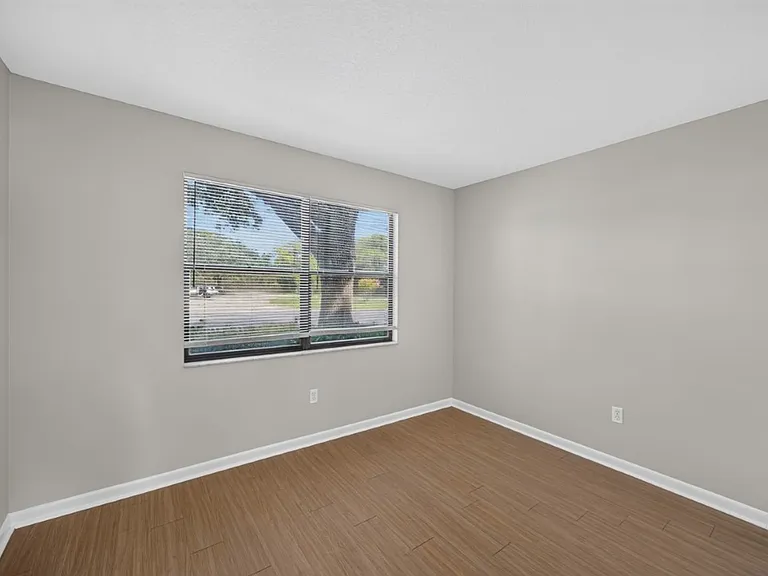 700 W Pope Rd #H61 — Photo 15