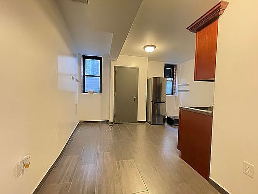 2nd image of 69 Troutman St APT 3