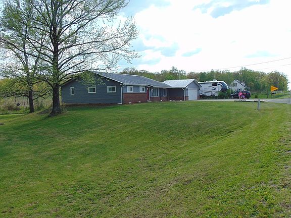 3rd image of 1325 E State Highway 15