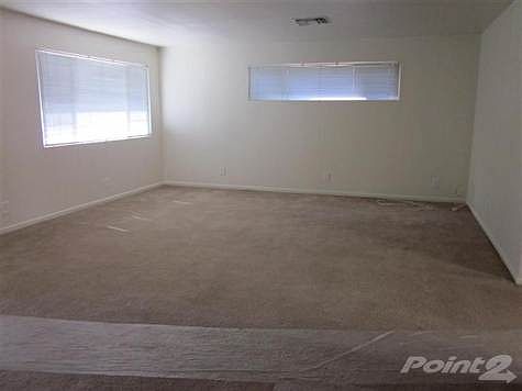 Light and Bright Living room