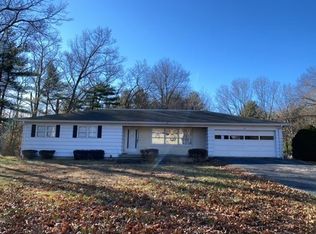 85 Charlton Rd, Dudley, MA 01571