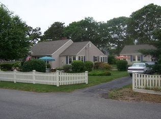 6 Hudson Ln, West Harwich, MA 02671