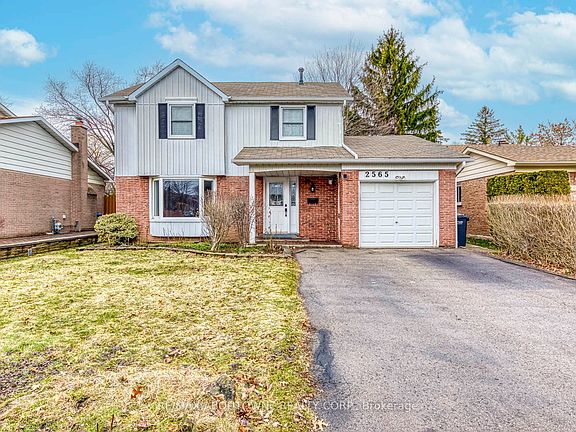 2nd image of 2565 Windjammer Rd