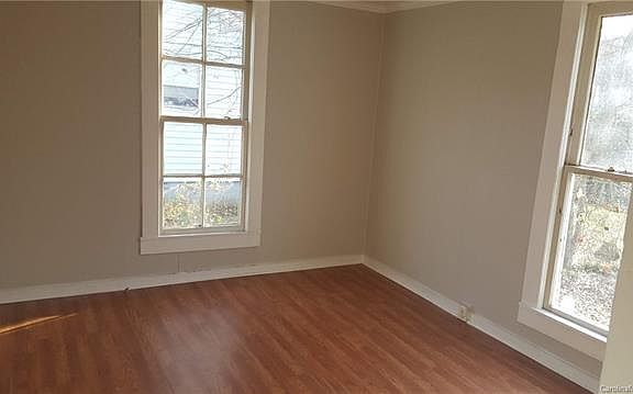 2nd image of 407 N Vance St