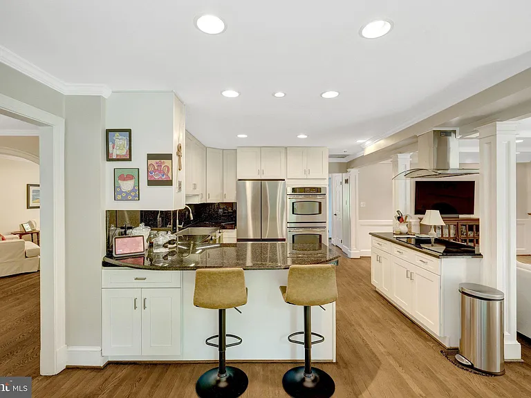 7845 Old Dominion Dr — Photo 46