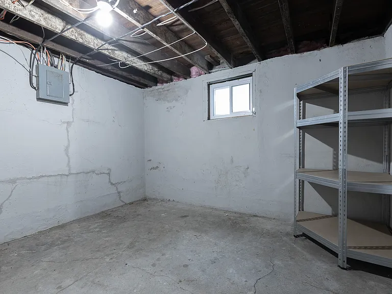 204 Walnut St — Photo 38